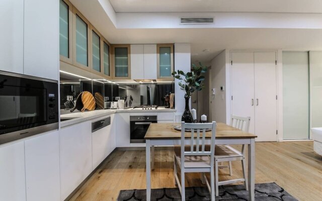 A13-darling Harbour Studio
