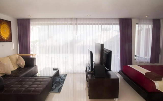 Tropical Sea View Residence