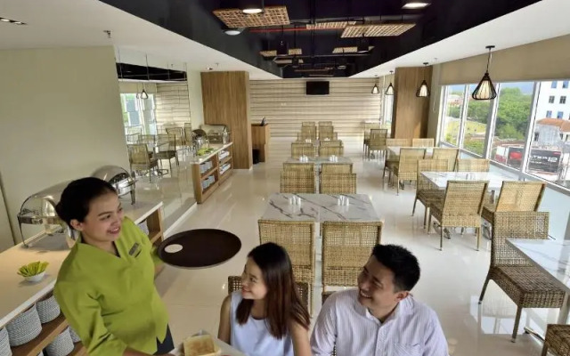 Whiz Prime Hotel Basuki Rahmat Malang