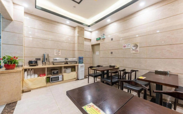 Kangyi Hotel Shenzhen (Longhua Foxconn)