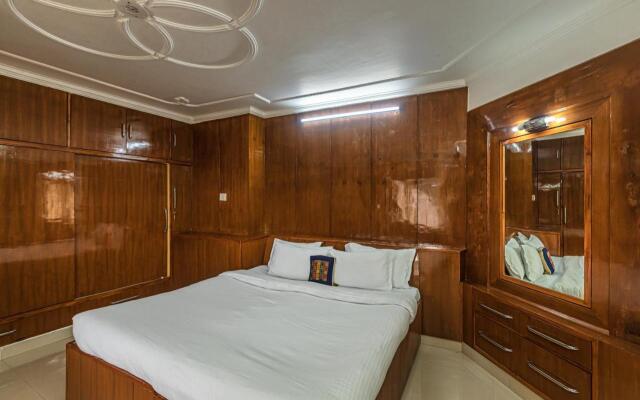 Saffronstays Grandview Haven, Barog