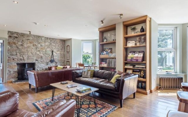 St George's Country House