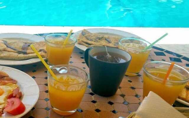 Magda's Kamares