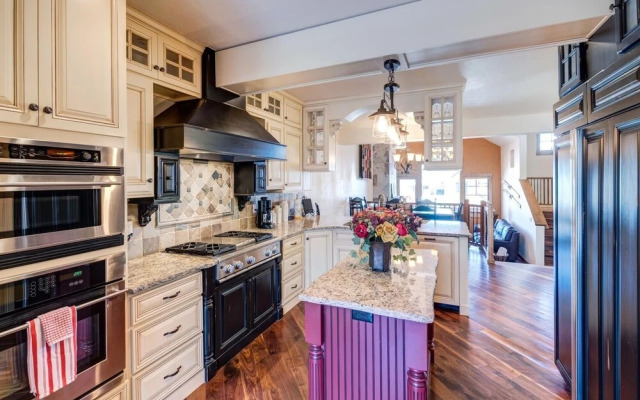 Bear Trail Luxury 5 Bedroom Townhouse