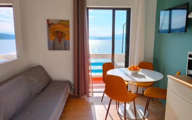 Papas Rooms on the Seafront