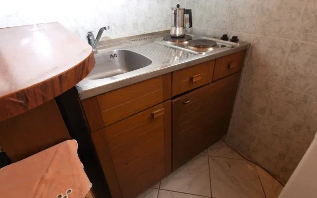 Apartment 1057