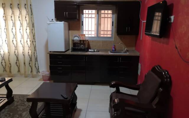 Amnah Apartments