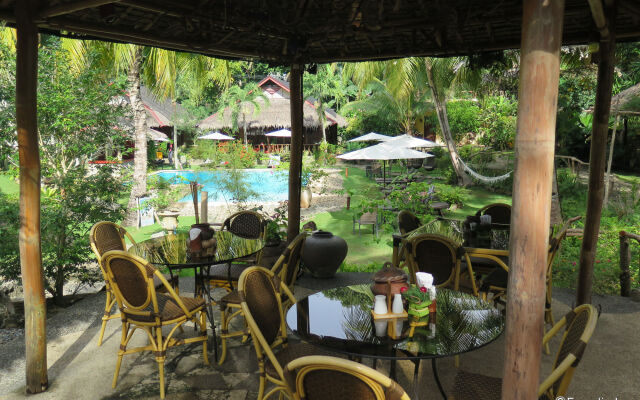 Oasis Resort