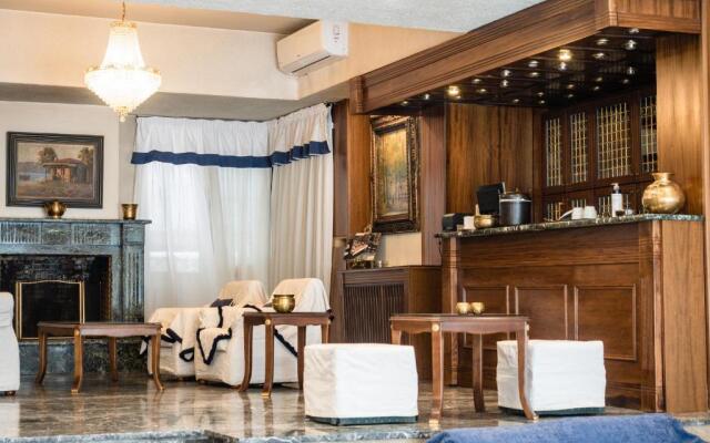 Hotel Elena