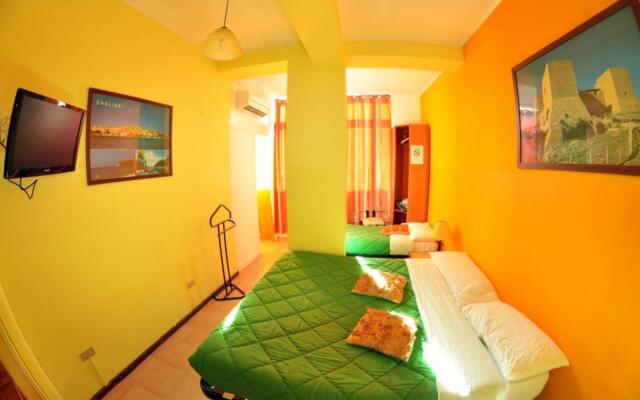Affittacamere Aiosardegna Cagliari Rent Rooms-01_Camera 1