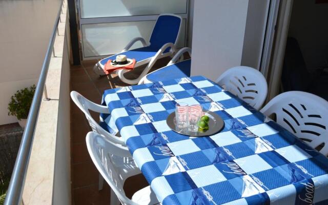 Apartamentos Estartit Park