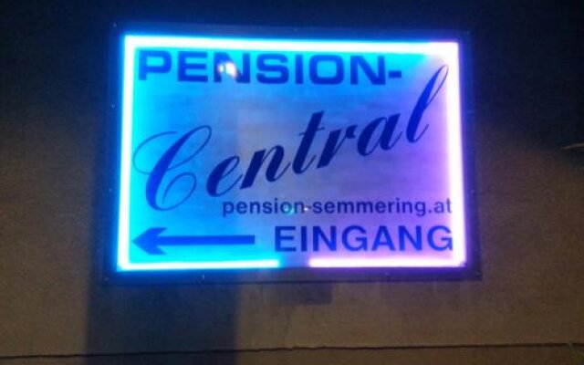Pension Central