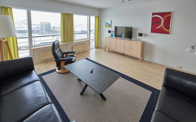 Nuuk Hotel Apartments by HHE