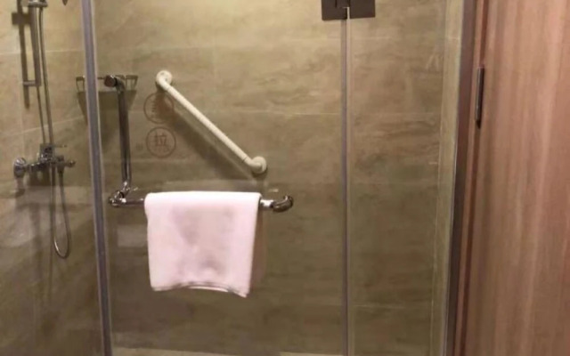 Greenland Kang Young Hotel