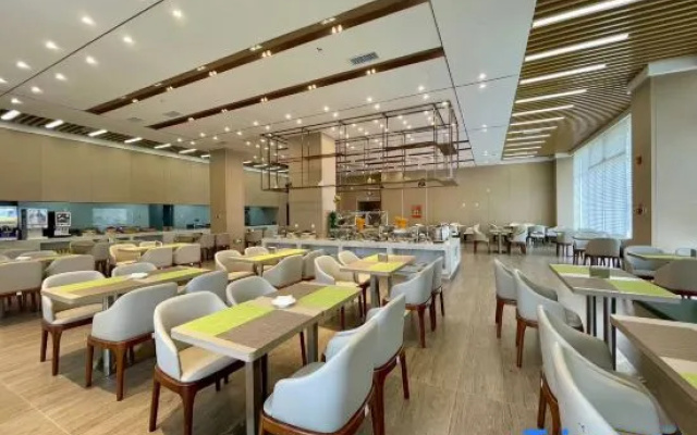 Wing Hui Airlines · Guanshan Station – Restaurant – Guiyang