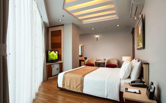 Luxeden Hotel Hanoi