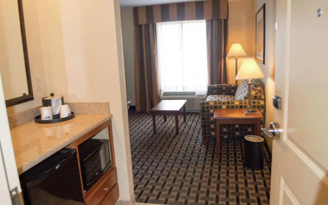 Hampton Inn & Suites Columbia at University