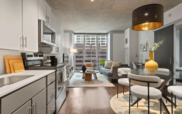 Group Home 3 Luxe Apts Spacious Central