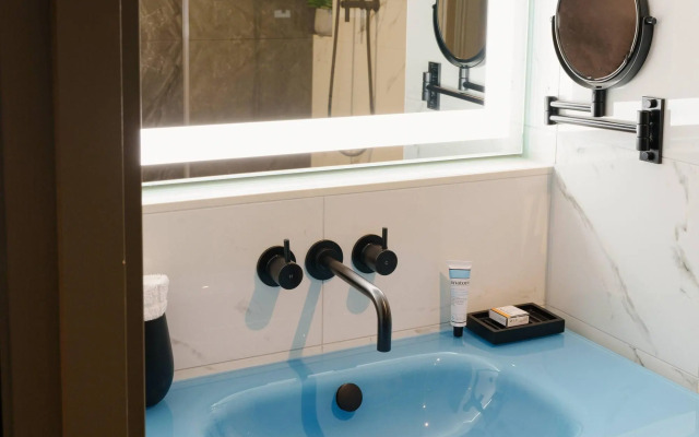 Middle Eight - Covent Garden - Preferred Hotels and Resorts