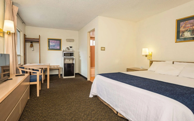 Stardust Motel Wallace