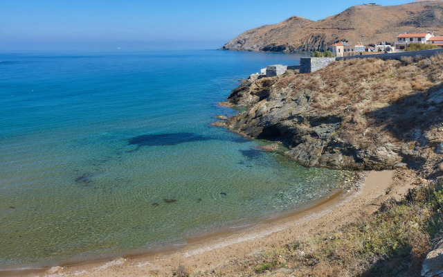 Panormo Beach