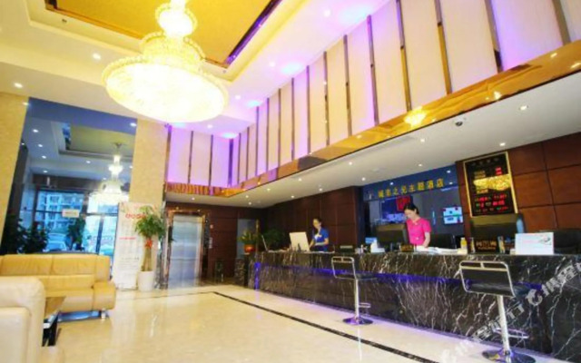 九江城市之光酒店