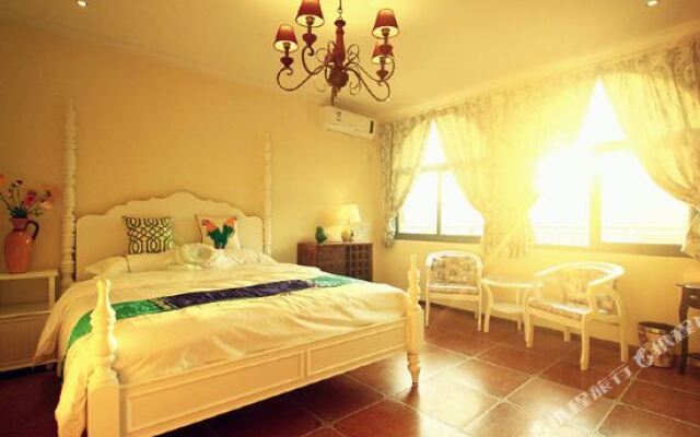 Huakai Mancheng Parent-child Hotel
