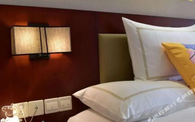 Rezen Hotel Daozhen River & Holiday