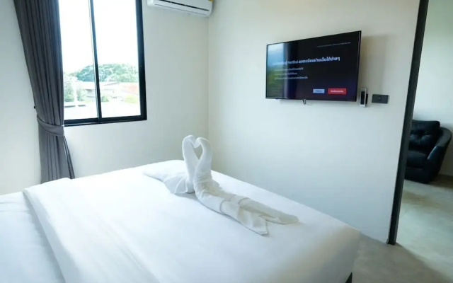 Double J Hotel