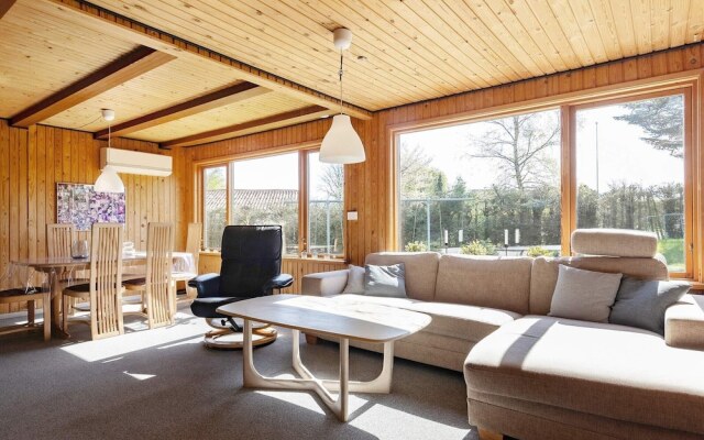 6 Person Holiday Home in Hadsund