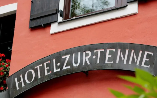 Zur Tenne