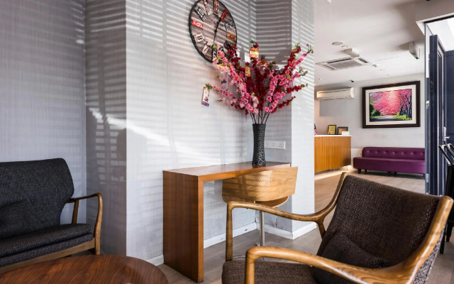 ZEN Rooms Sakura Boutique Hotel
