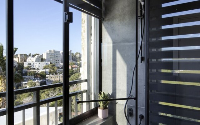 Orbanic appartments,Carmel center
