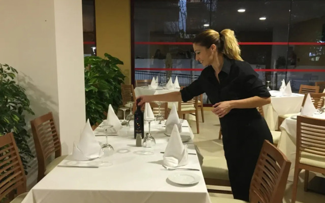 Hotel Balneario de Graena