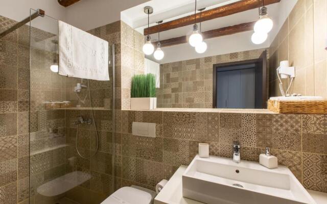 Vendi Grand Square Residence