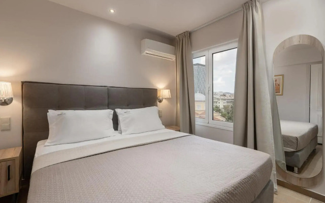 Piraeus City Hotel