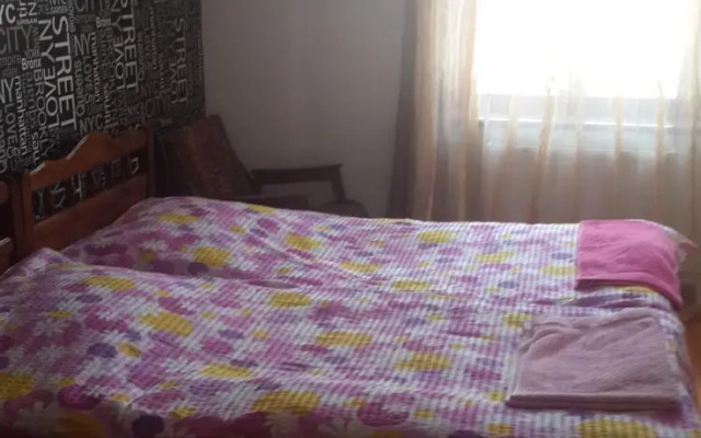 Gio's Guest House