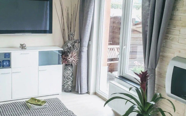 Bastien Studio near Airport