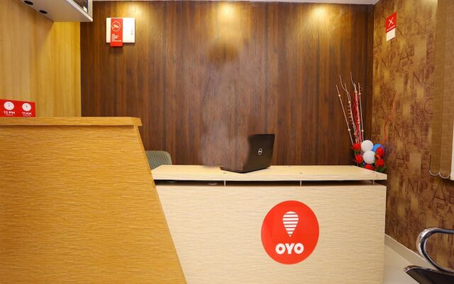 OYO 9620 Hotel Emza Residency