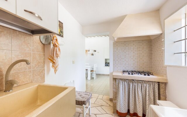 2985 Trullo tra gli Ulivi by Barbarhouse