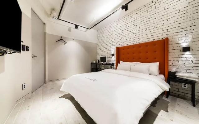 Icheon O-World Motel