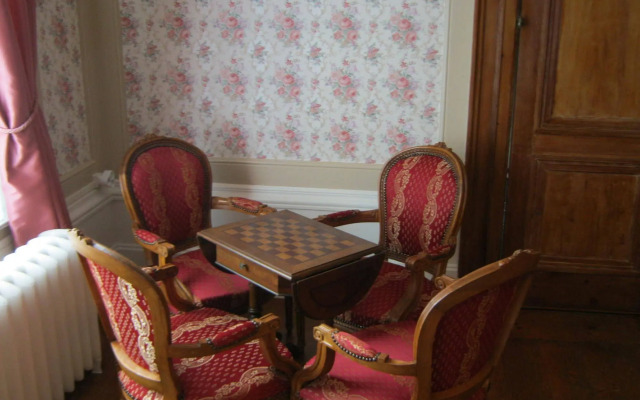 Château de Moulin le Comte