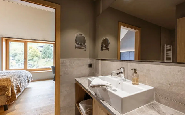 Charming Apartment in Schruns With Balcony