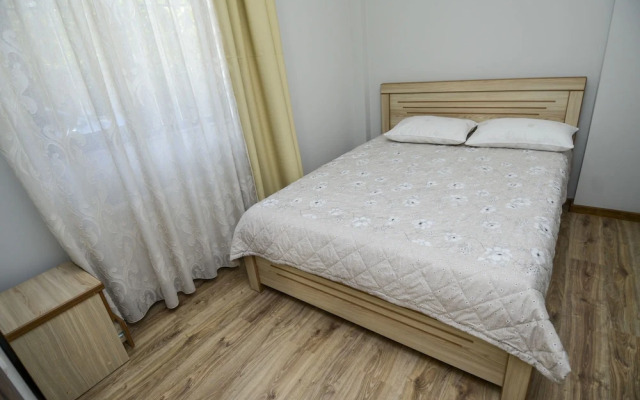 hostel house pluse