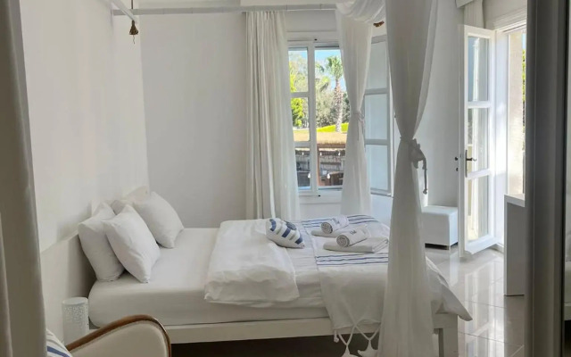 Port Alacati Hotel