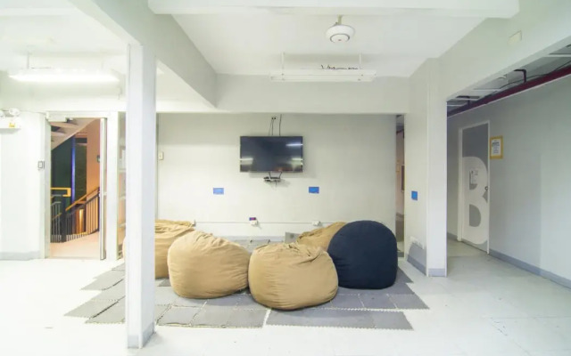ARK Hostel City Center Manila