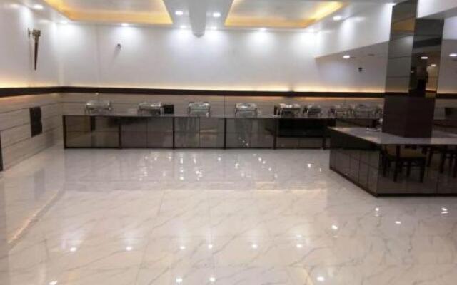 Rutbah Hotel And Restaurant