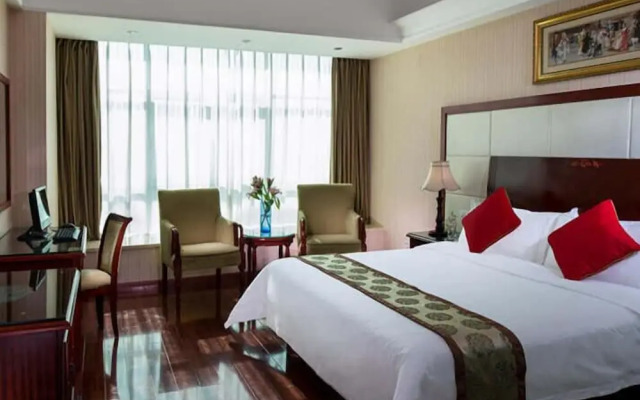 Kyriad Marvelous Hotel (Shenzhen North Railway Station One City Center)