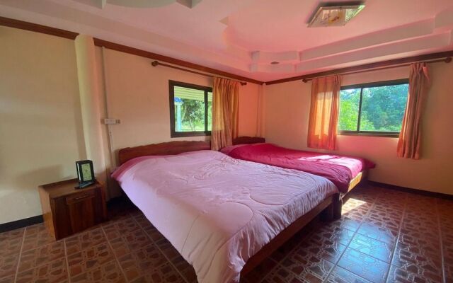 OYO 75380 Bannoichynum Resort Kanchanaburi