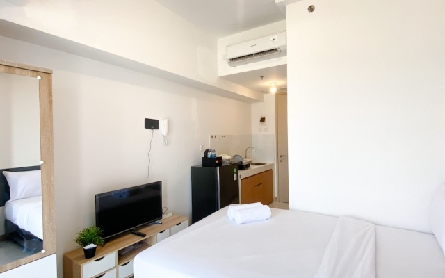 Furnished Studio For 3 Pax With Sofa Bed At Tokyo Riverside Pik 2 Apartment – Guest Rooms – Jakarta